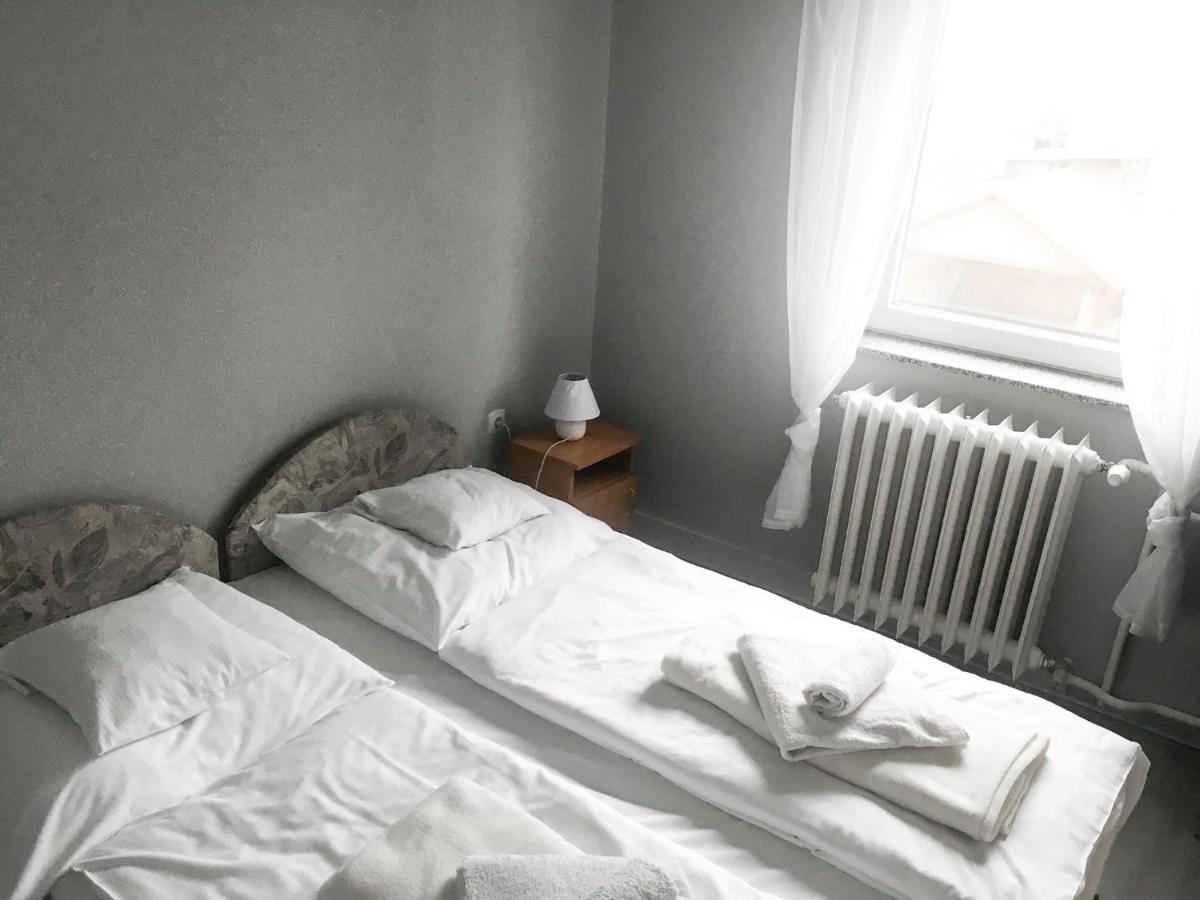 Tompos Vendeghaz Es Pince Hotel Villány Eksteriør billede